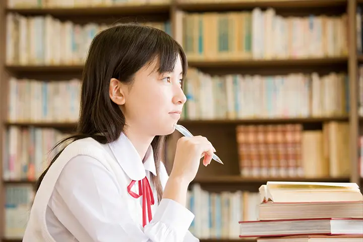 自己推薦⼊学